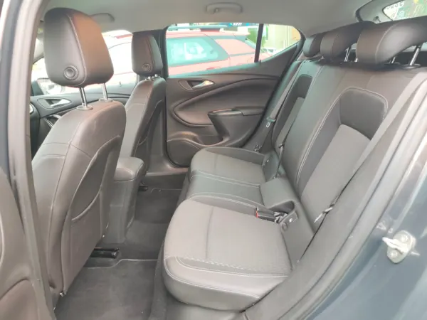 Opel Astra 1.6 CDTi Cosmo Start/Stop 32