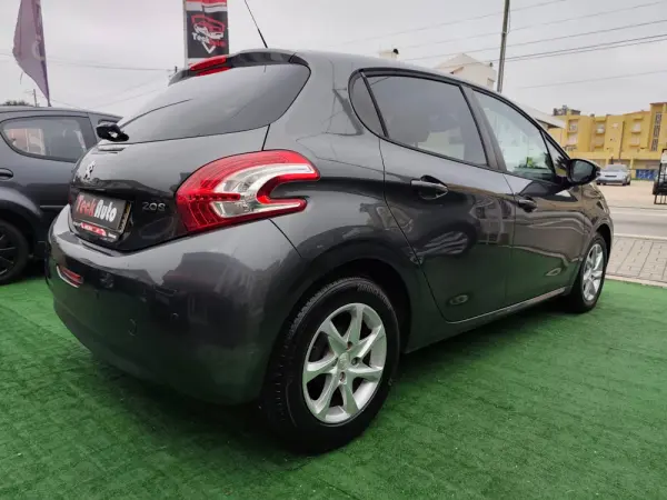 Peugeot 208 1.2 PureTech Active 7