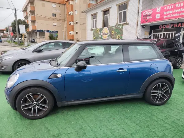 MINI 3 Portas Cooper D 5