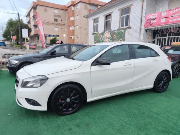 Mercedes-Benz A 180 CDi BE Urban 4
