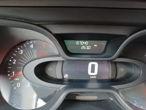 Renault Captur 1.5 dCi Sport 10