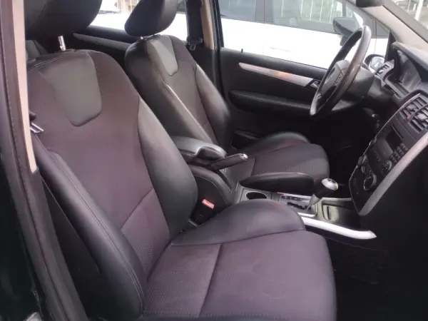 Mercedes-Benz B 180 19