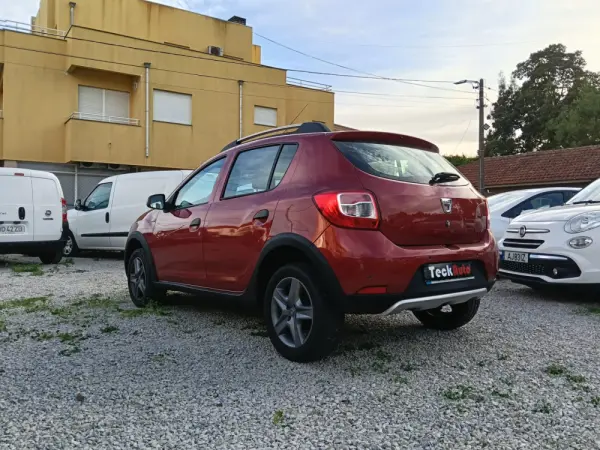 Dacia Sandero 1.5 dCi Stepway 4