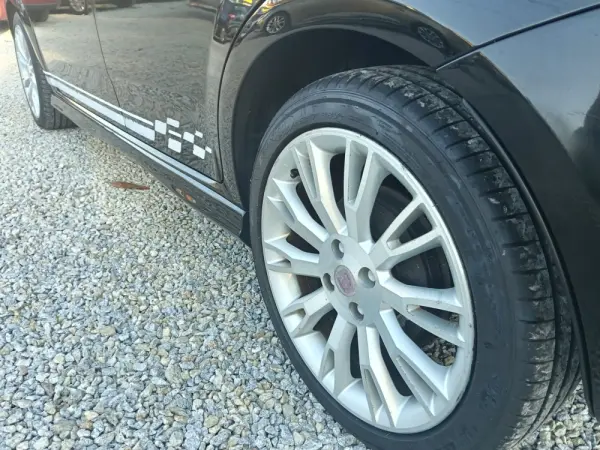 Fiat Grande Punto 1.3 M-Jet Sport 9