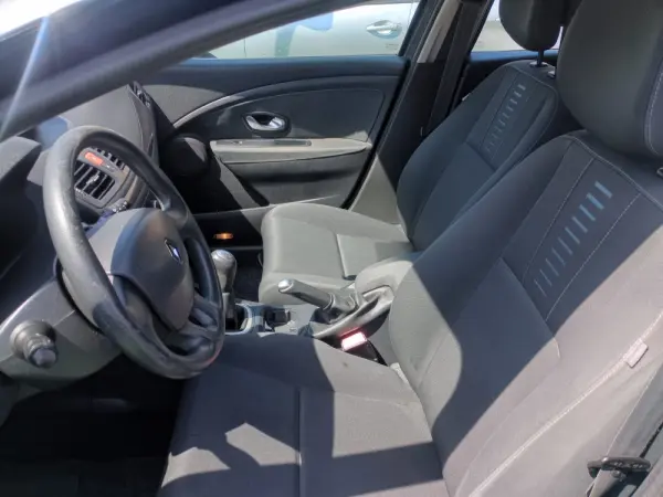 Renault Mégane 1.5 dCi Dynamique 10