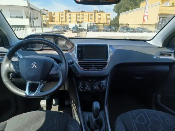 Peugeot 2008 14