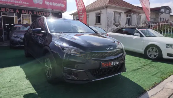 Kia XCeed 1.6 GDi PHEV Drive 11
