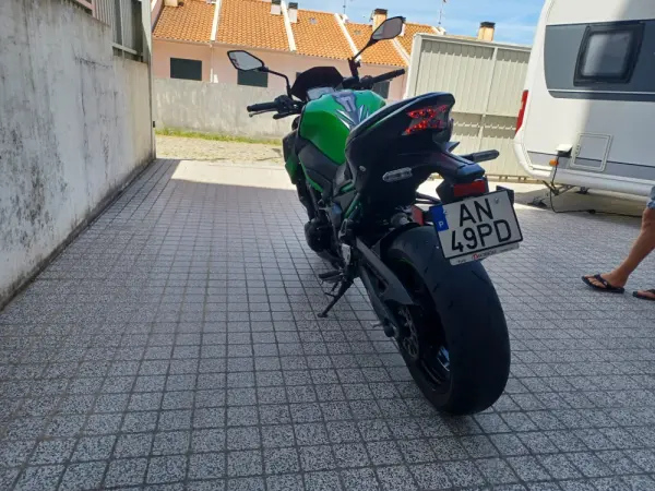 Kawasaki Z 900 PERFOMANCE 8