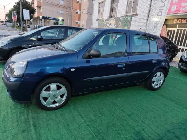 Renault Clio 1.2 16V Dynamique 5