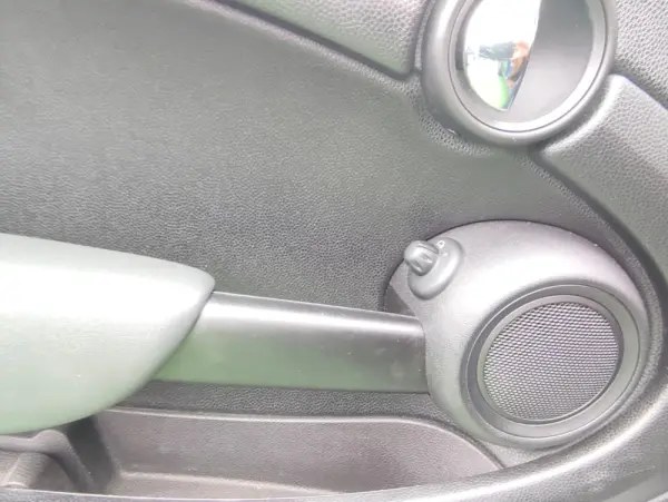 MINI 3 Portas Cooper D 17