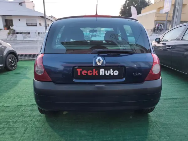 Renault Clio 1.2 16V Dynamique 7