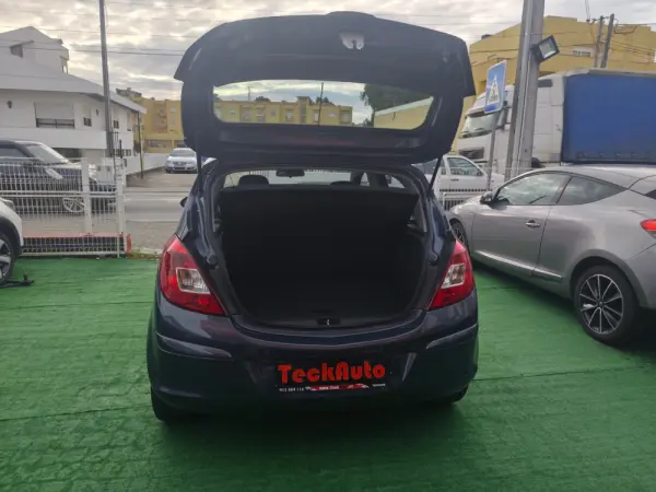 Opel Corsa 1.2 Cosmo 5