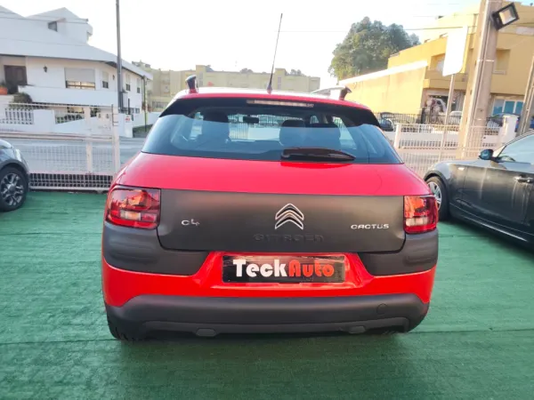 Citroën C4 Cactus 1.2 PureTech Feel 6