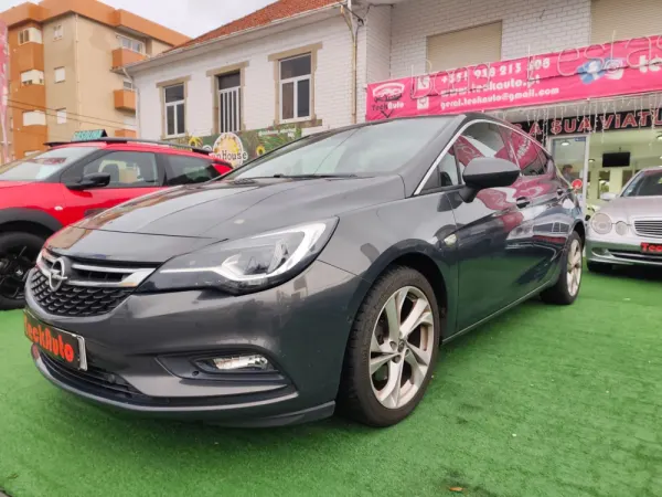 Opel Astra 1.6 CDTi Cosmo Start/Stop 3