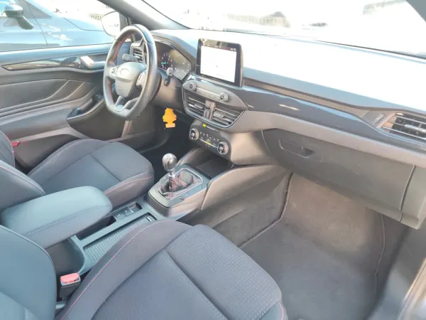 Ford Focus SW 1.0 EcoBoost MHEV ST-Line Design SIP 33