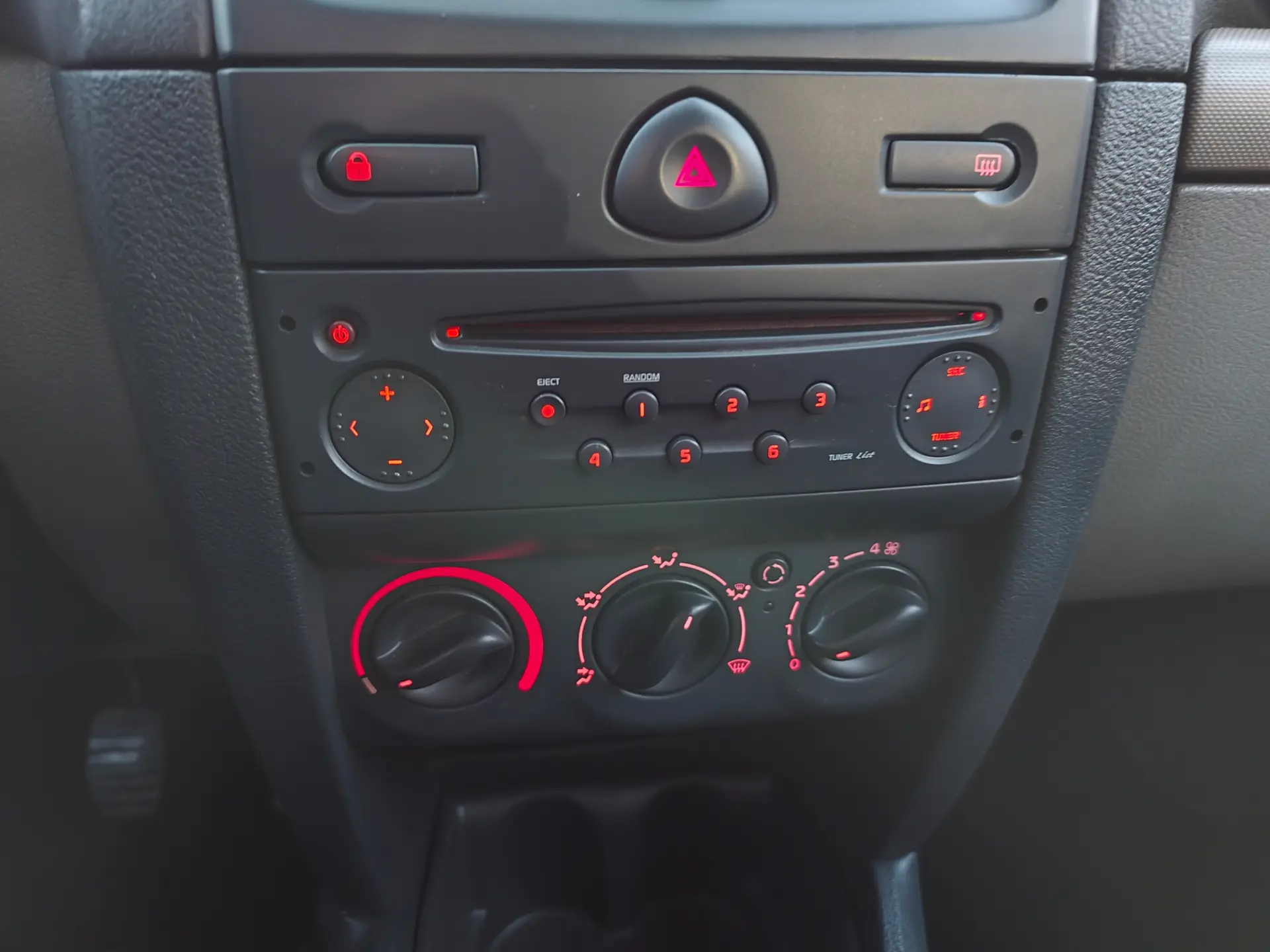 Renault Clio 1.2 16V Dynamique 20