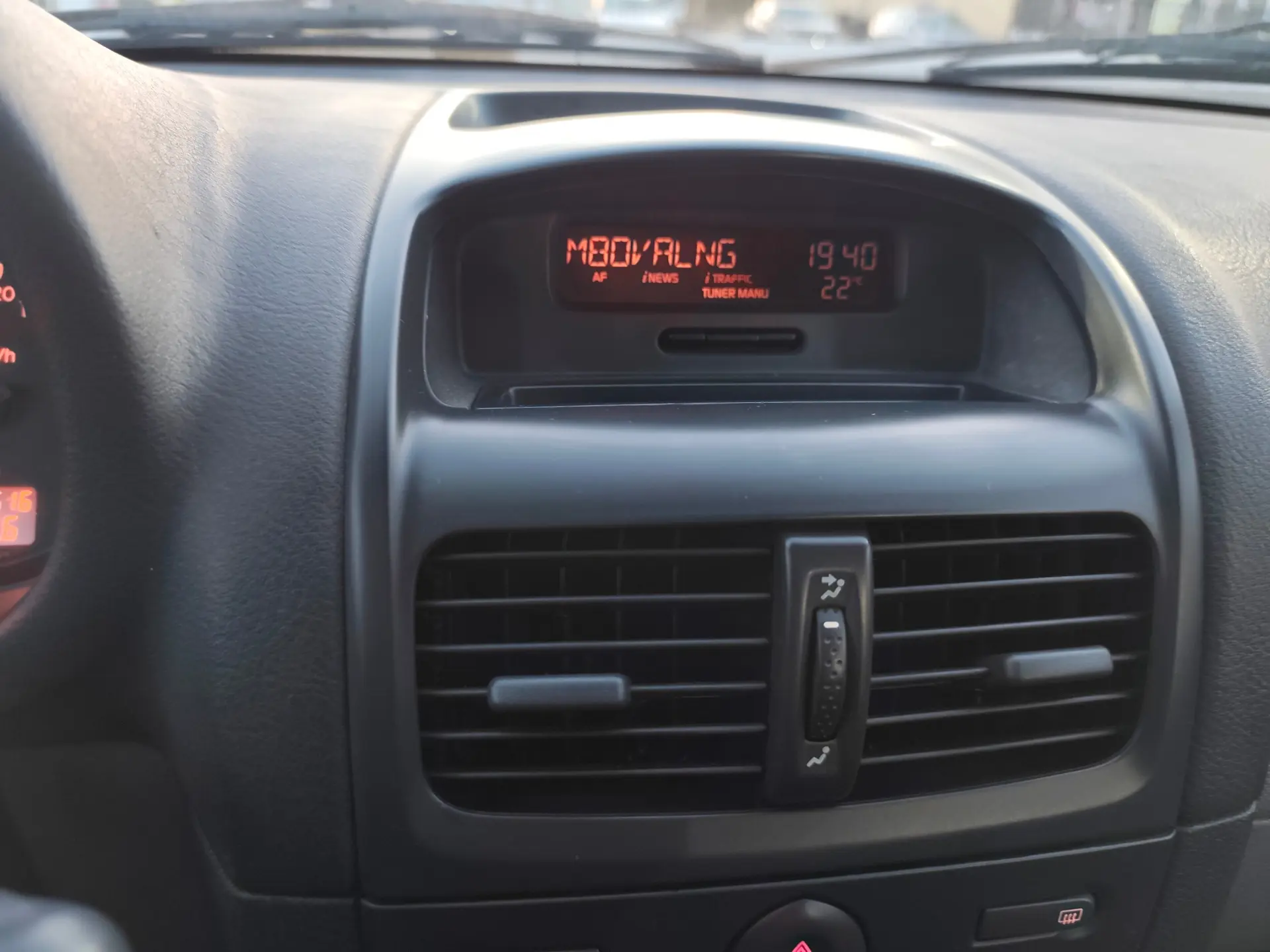 Renault Clio 1.2 16V Dynamique 18