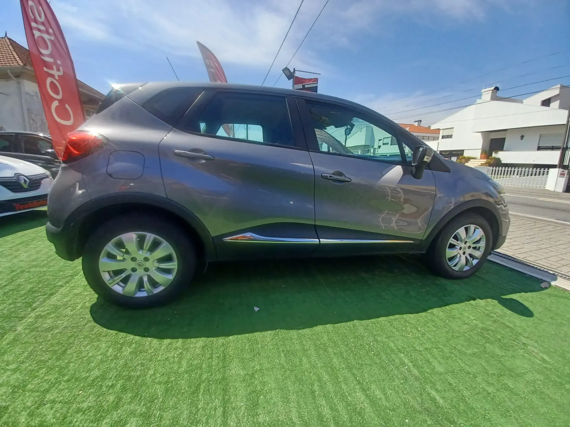 Renault Captur 0.9 TCE 8