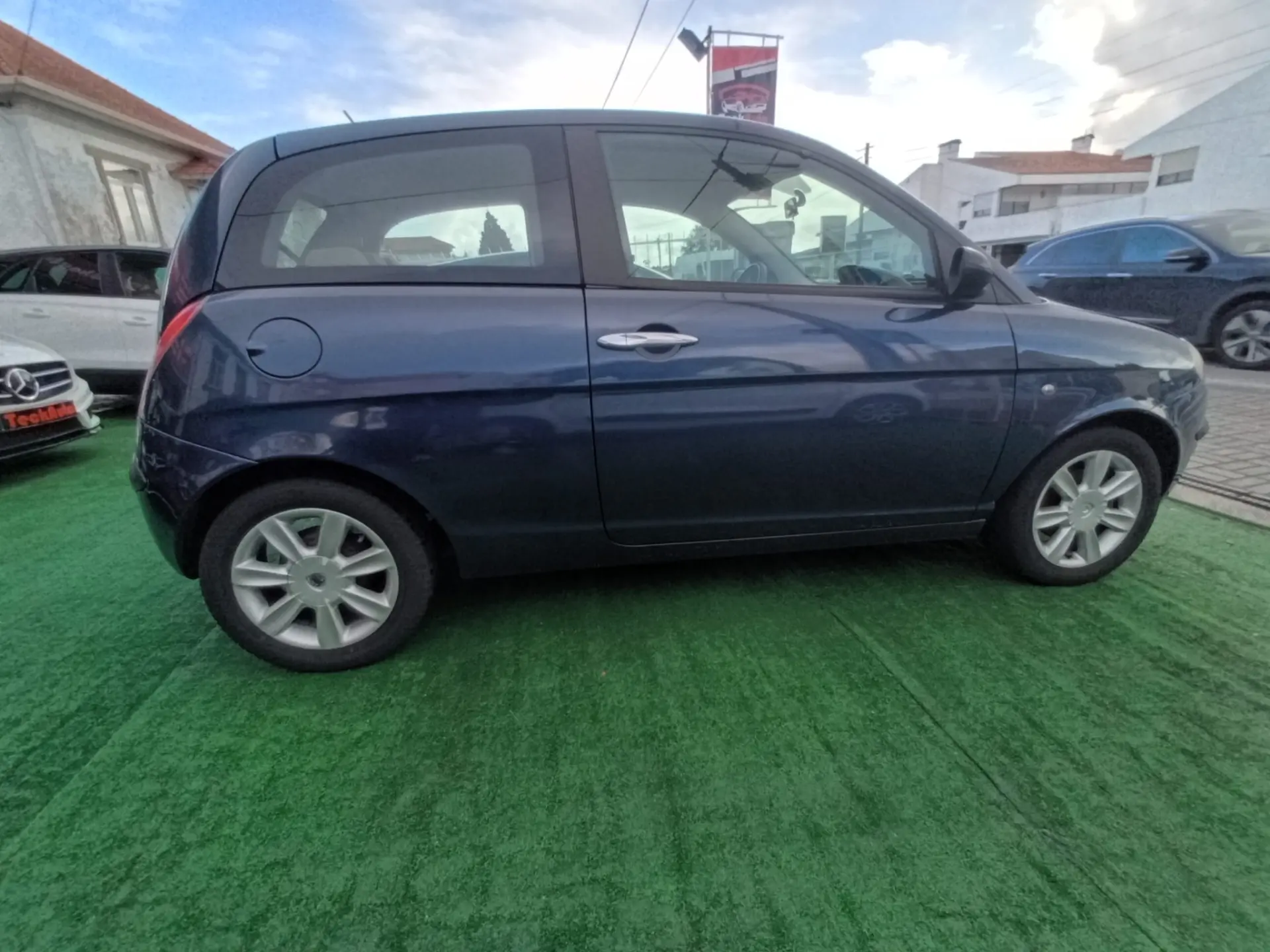 Lancia Ypsilon 1.2 16V Fashion 5