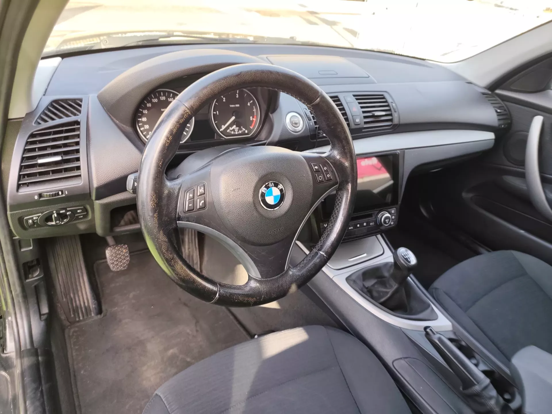 BMW 118 d (2007-2011) 15