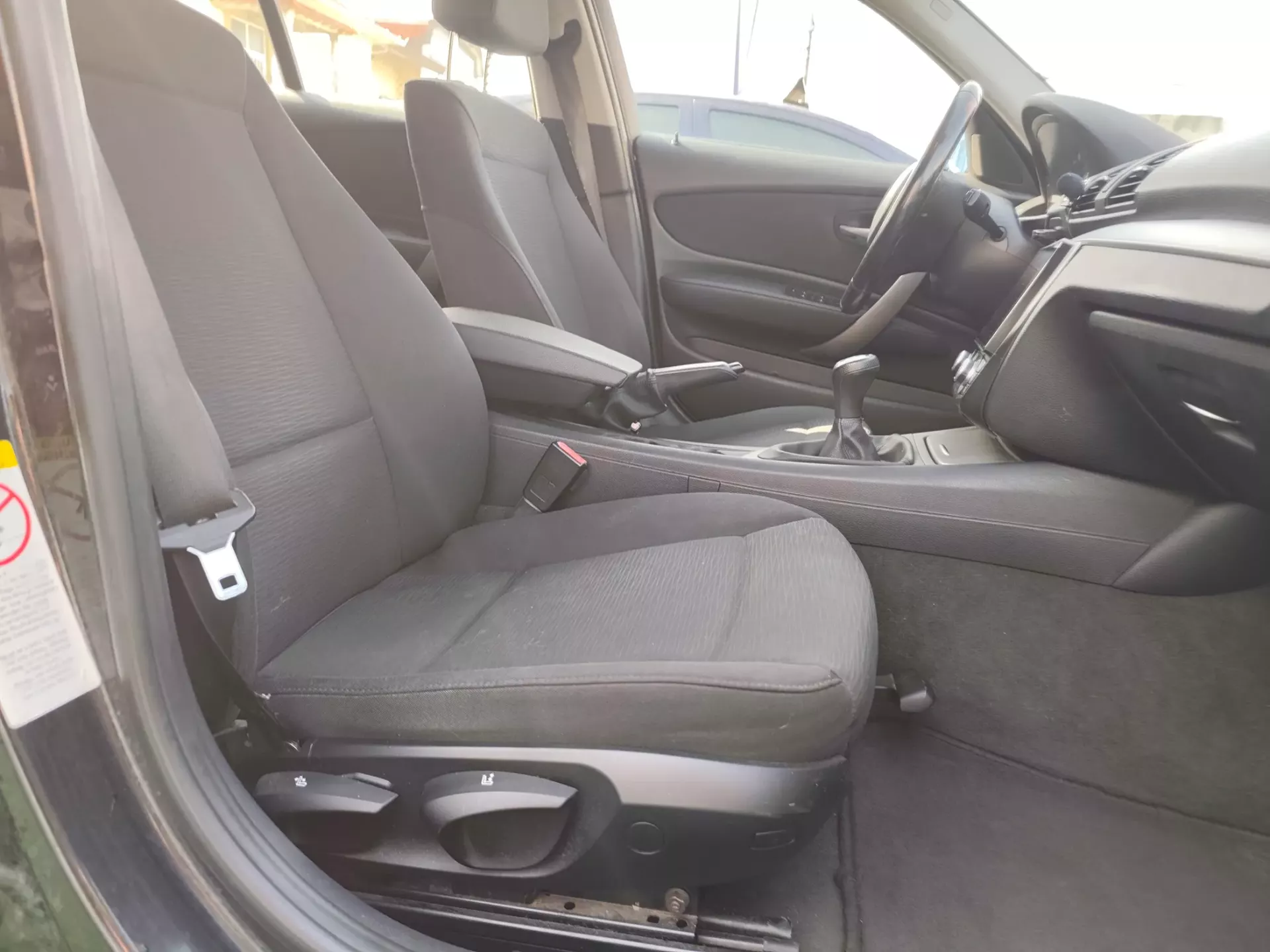 BMW 118 d (2007-2011) 27