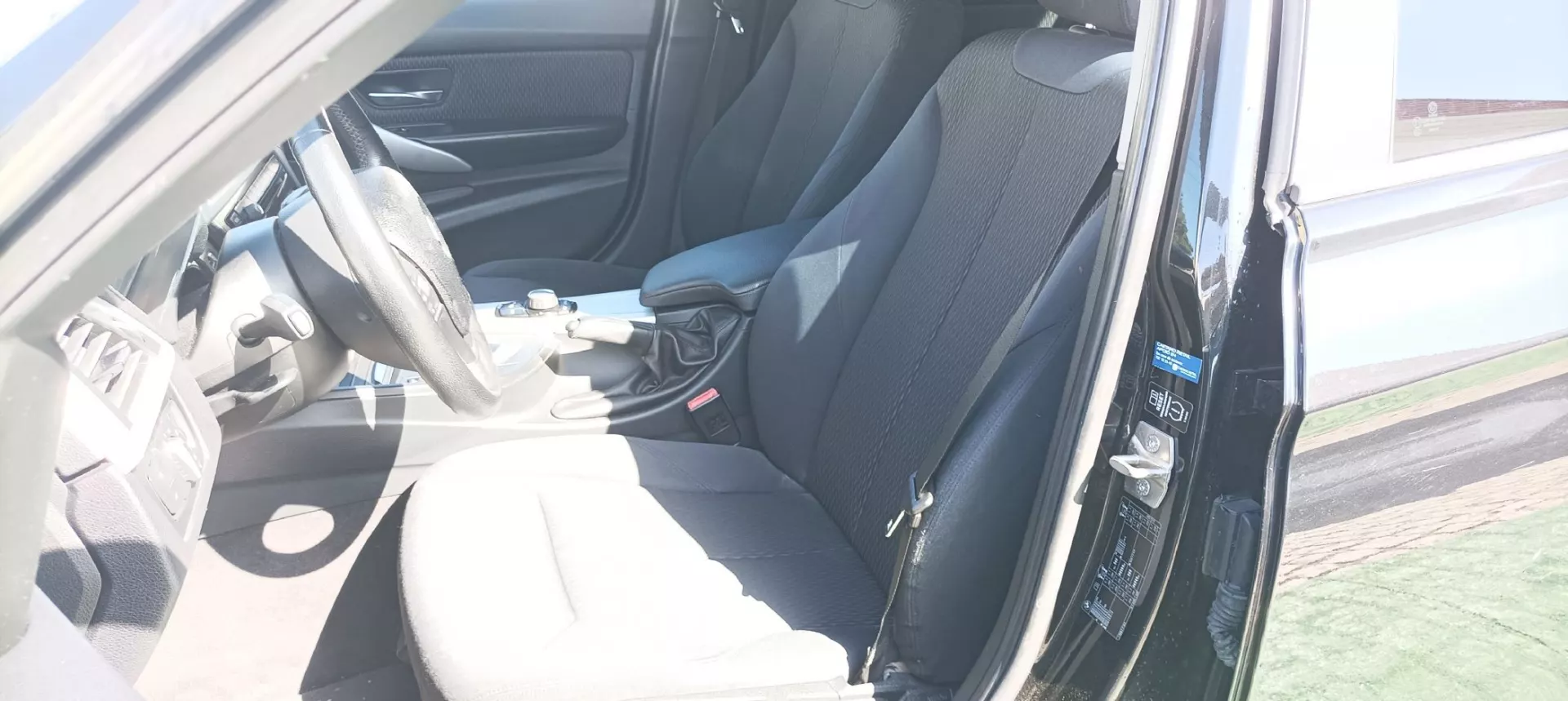 BMW 318 d Auto Line Sport (2012-2015) 13