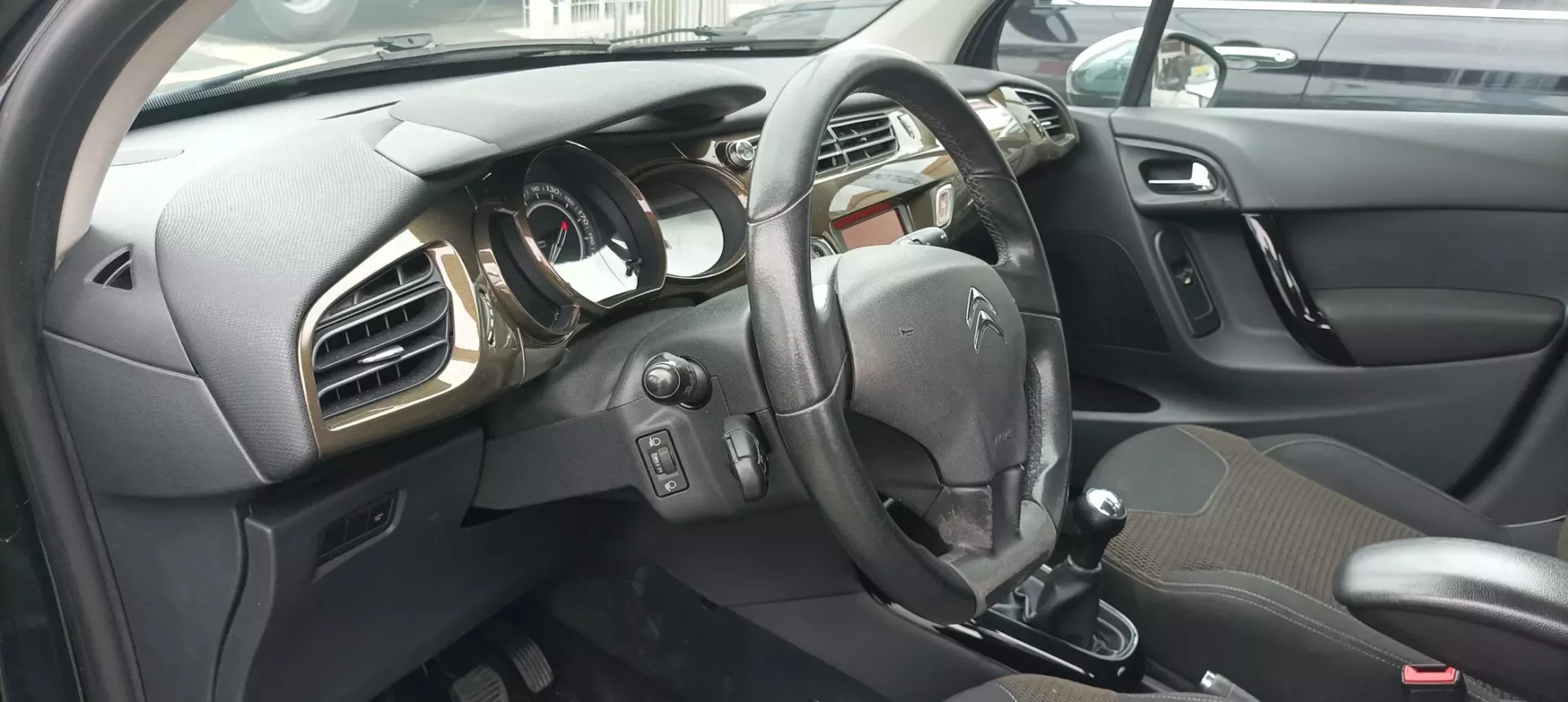 Citroën C3 1.6 HDi Airdream Exclusive 11