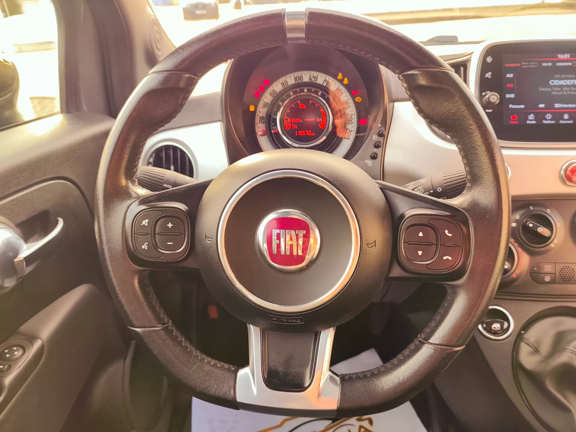 Fiat 500 1.0 Hybrid Connect 17