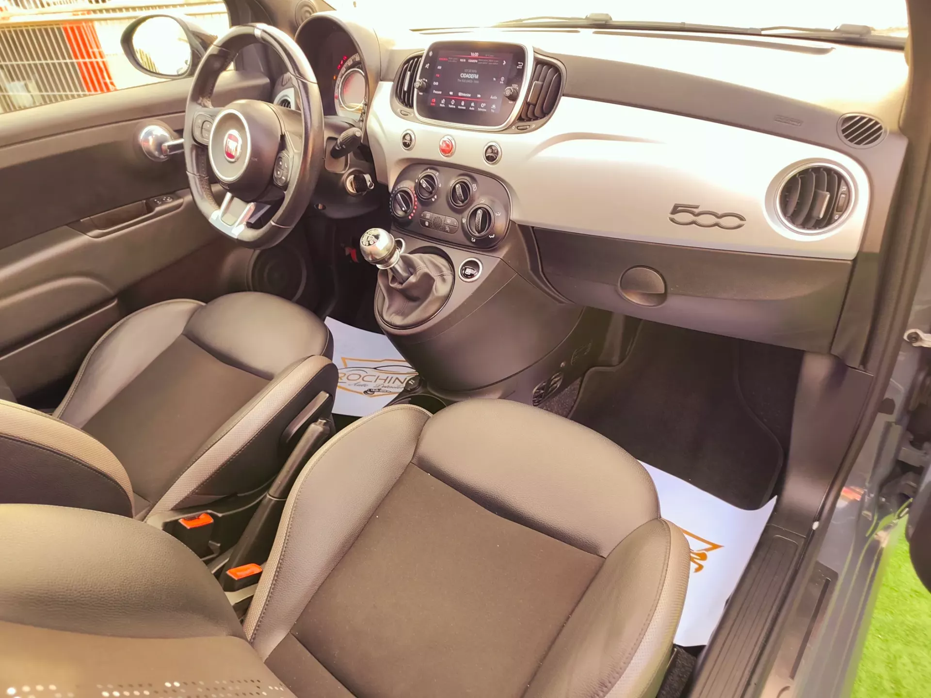 Fiat 500 1.0 Hybrid Connect 27