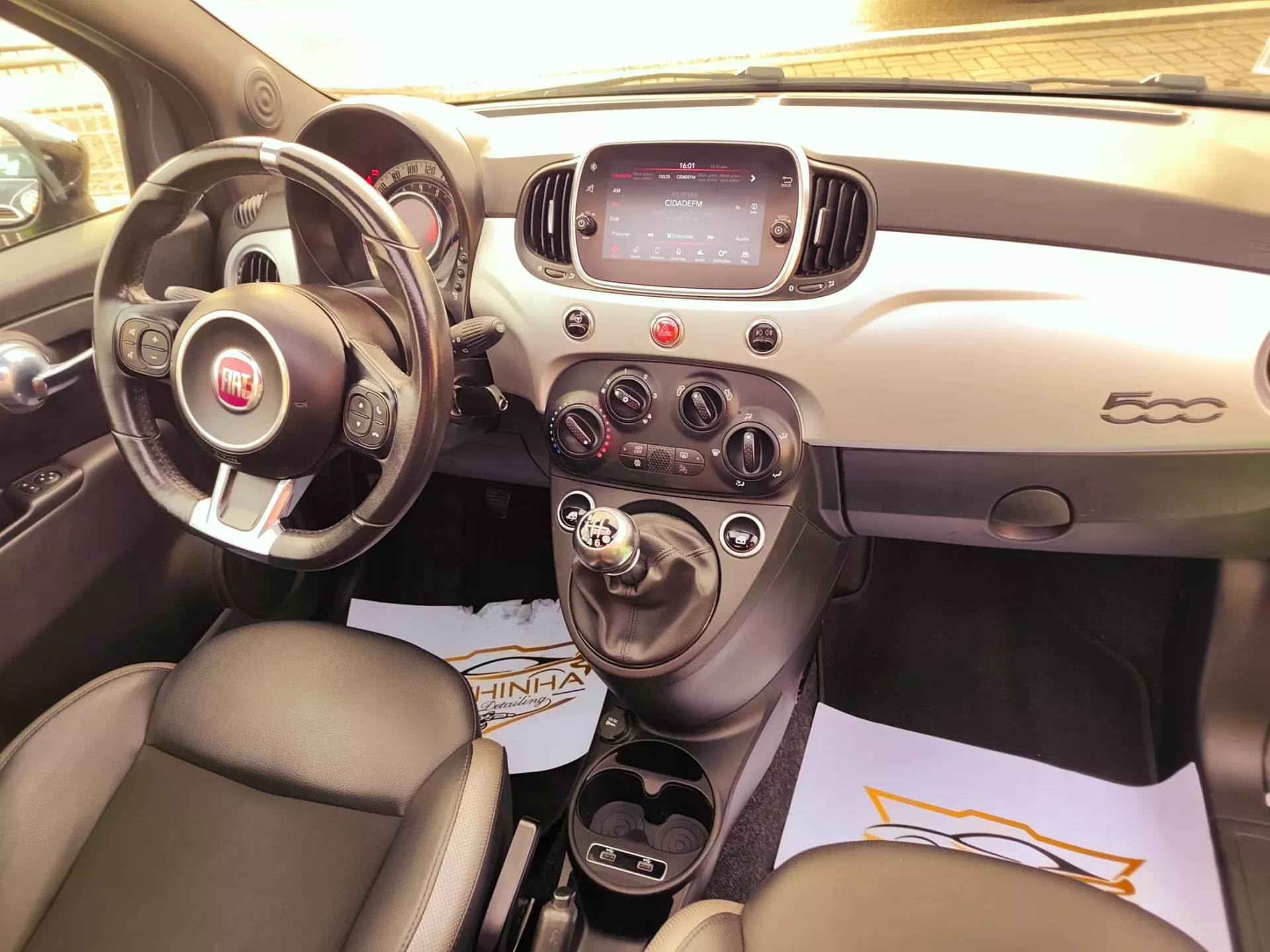 Fiat 500 1.0 Hybrid Connect 28