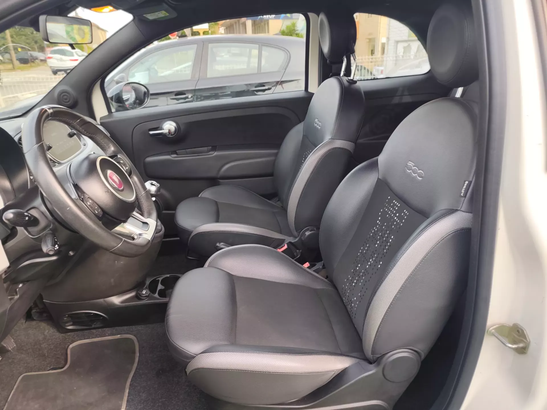 Fiat 500C 1.0 HYBRID CONNECT 14