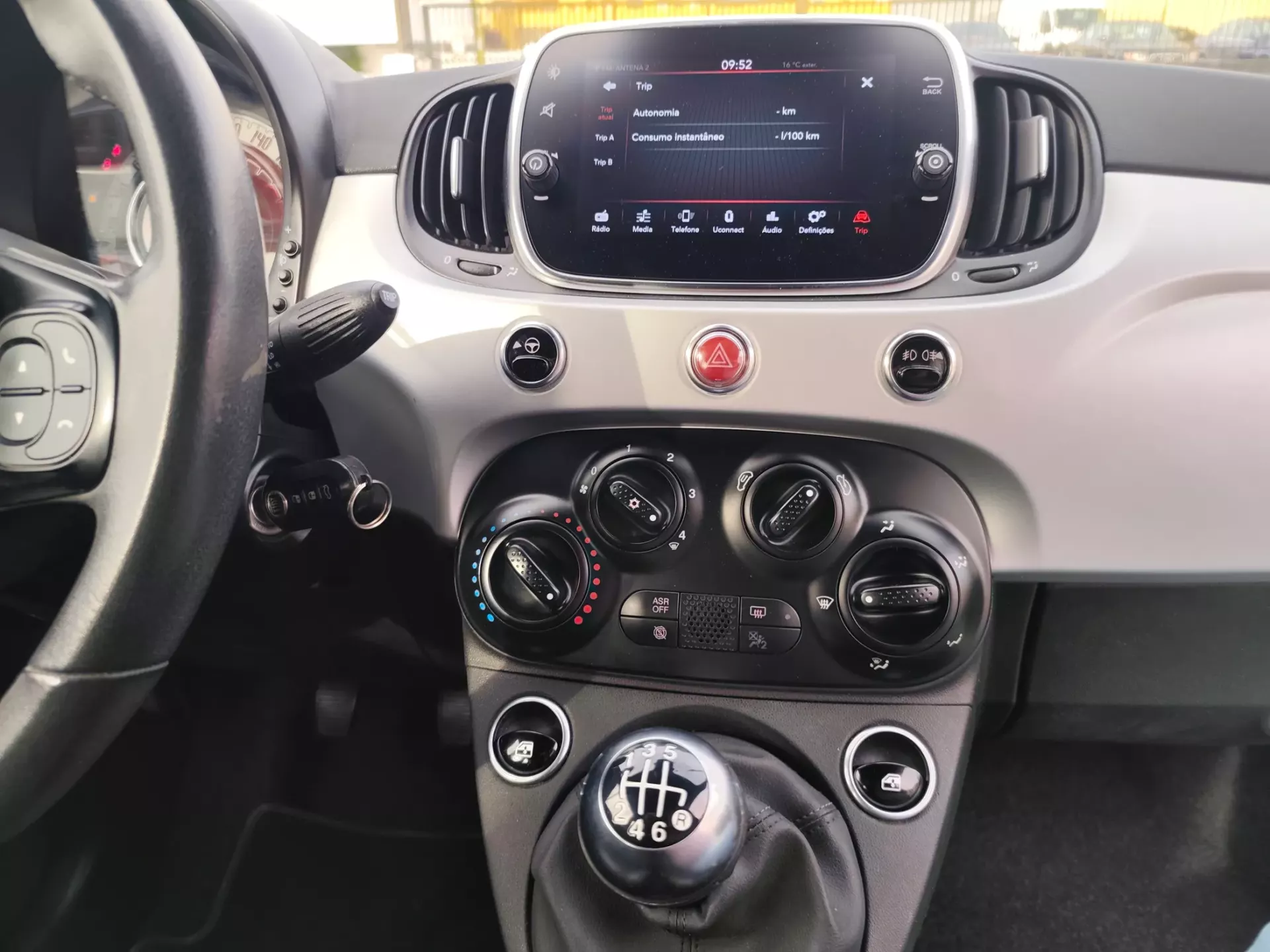 Fiat 500C 1.0 HYBRID CONNECT 24