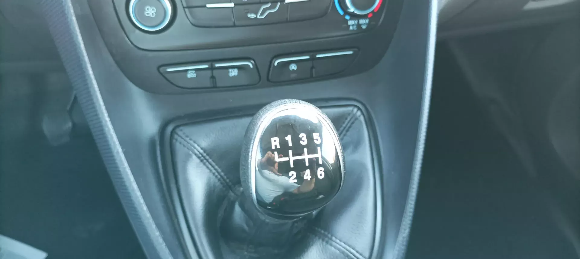 Ford Transit Connect 1.5 TDCi 210 L2 Ambiente (2018-2020) 19