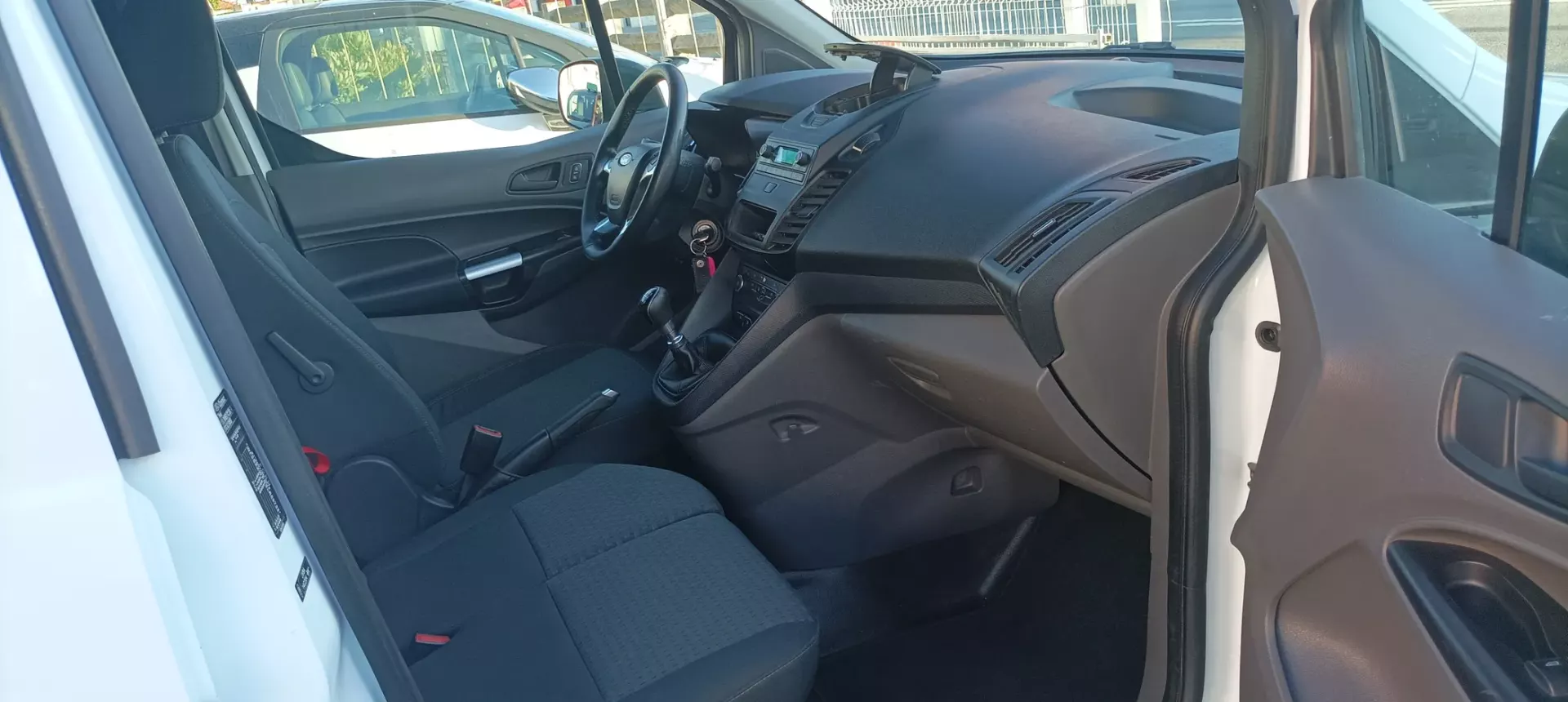 Ford Transit Connect 1.5 TDCi 210 L2 Ambiente (2018-2020) 23