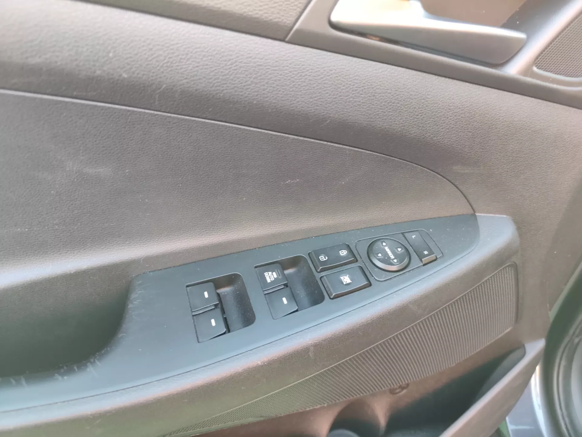 Hyundai Tucson 1.7 CRDi Creative (2015-2016) 26