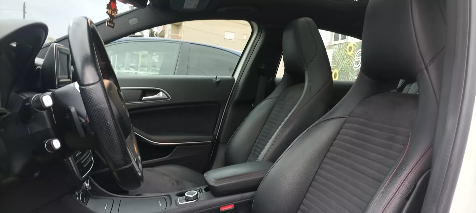 Mercedes-Benz A 180 AMG 16