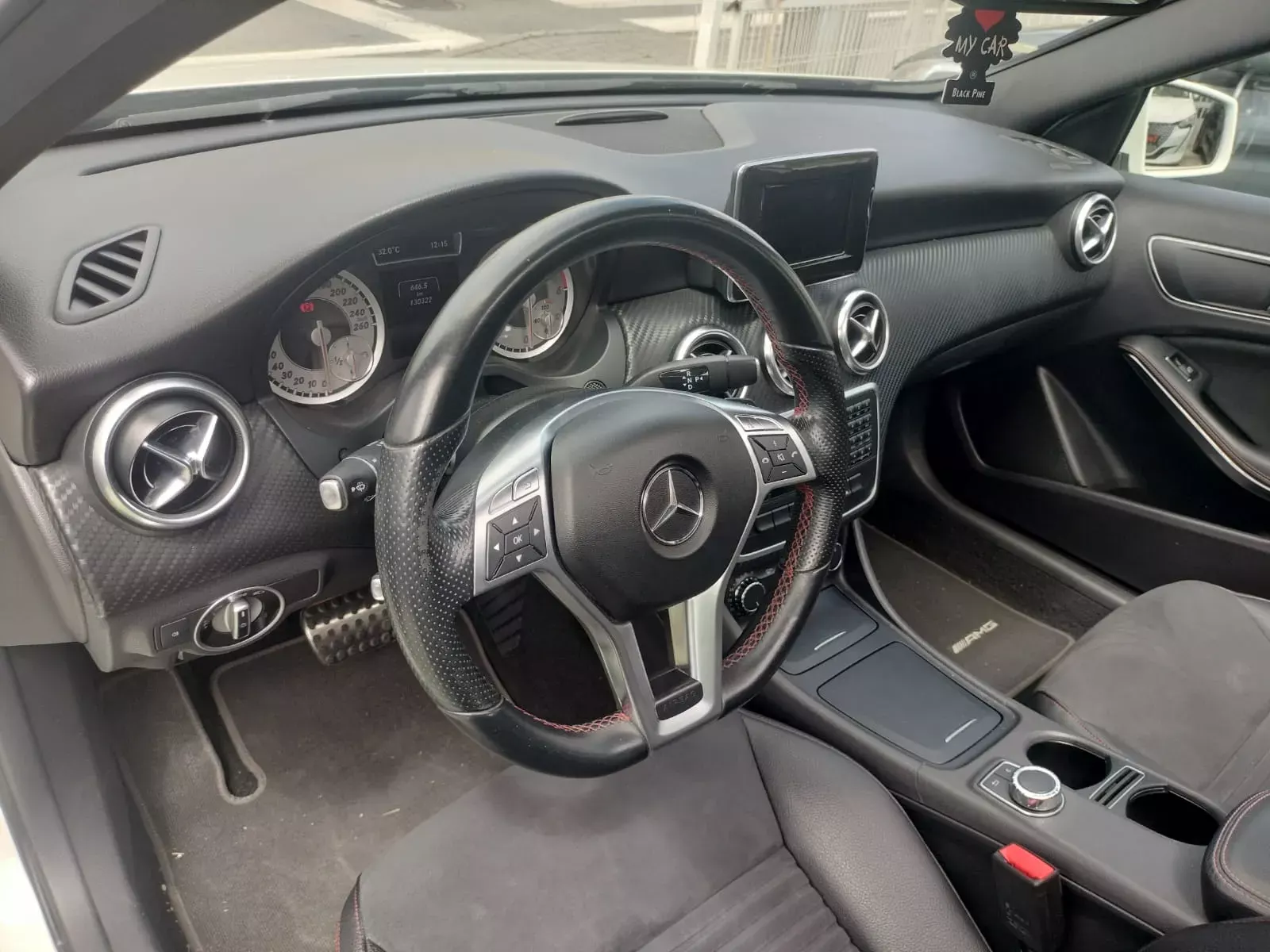 Mercedes-Benz A 180 AMG 19