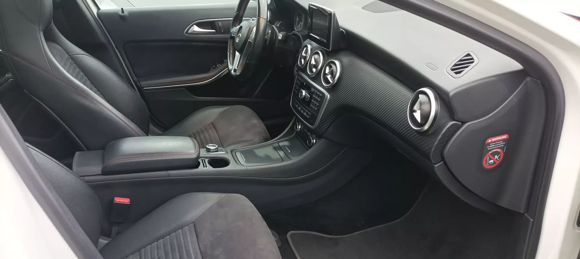 Mercedes-Benz A 180 AMG 37