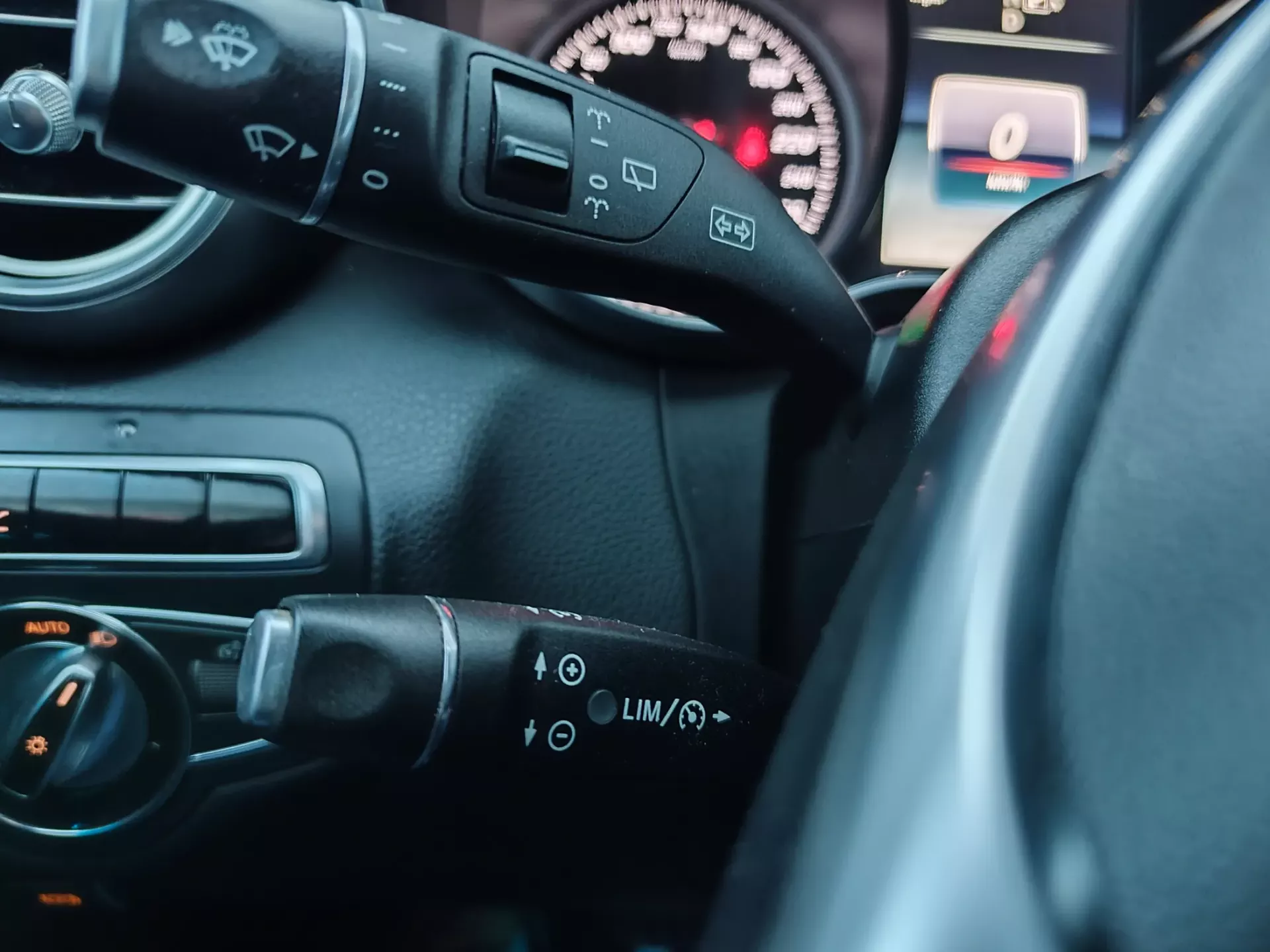 Mercedes-Benz C 220 BlueTEC BE Edition AMG Line Aut. (2014-2015) 22