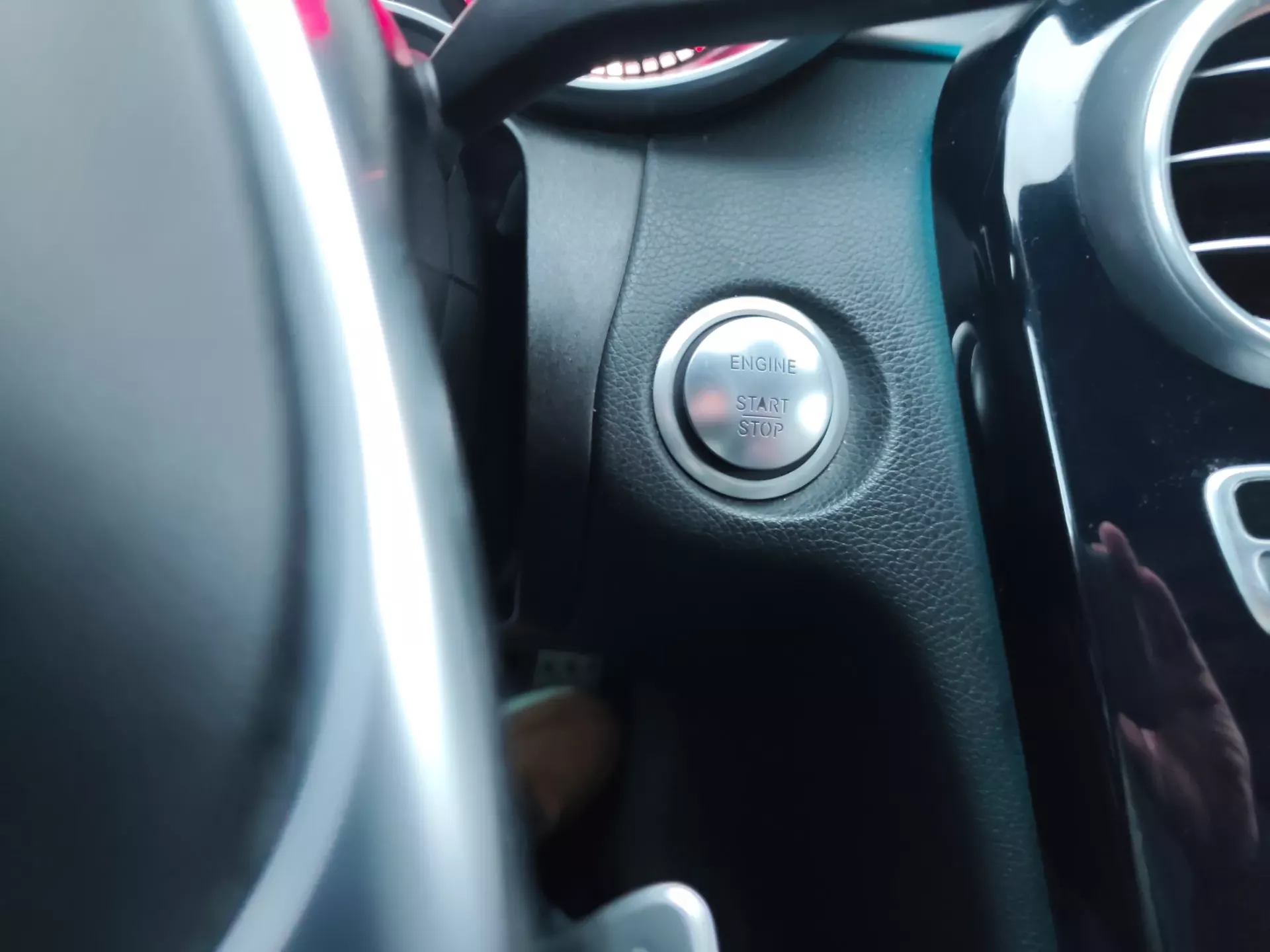 Mercedes-Benz C 220 BlueTEC BE Edition AMG Line Aut. (2014-2015) 32