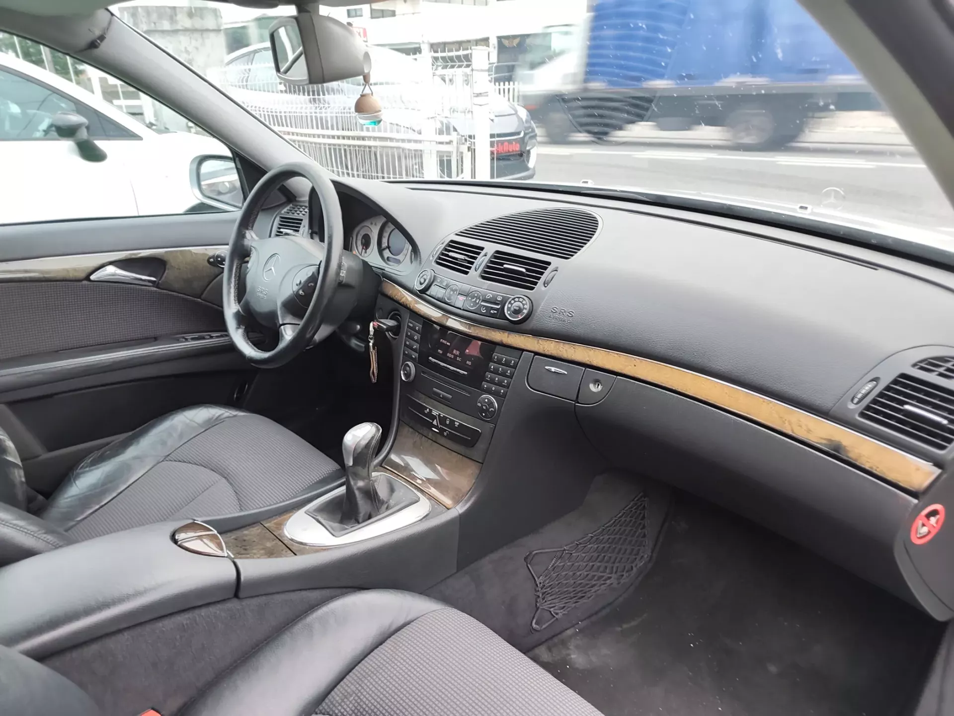 Mercedes-Benz E 220 CDi Avantgard 24