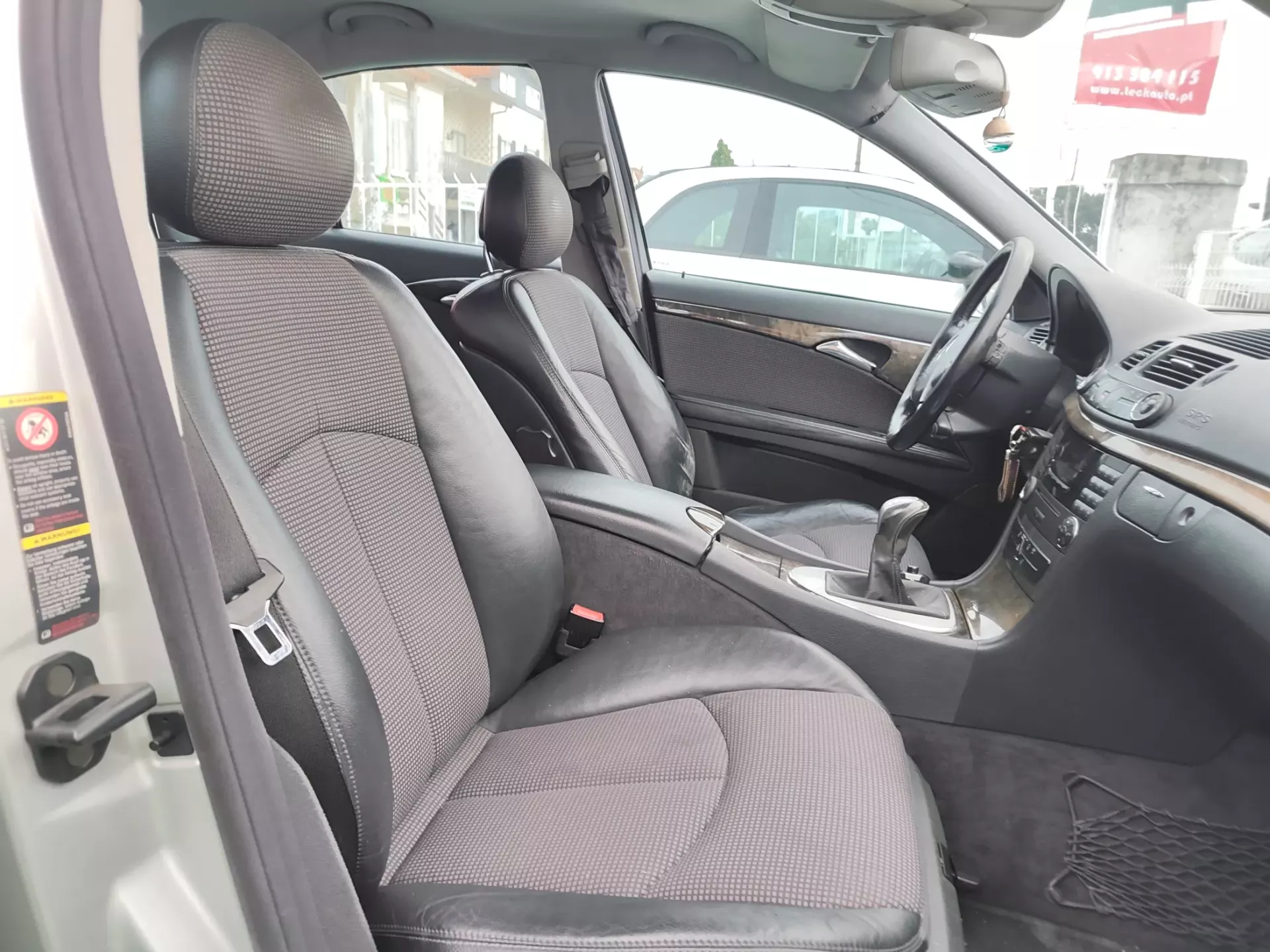 Mercedes-Benz E 220 CDi Avantgard 26