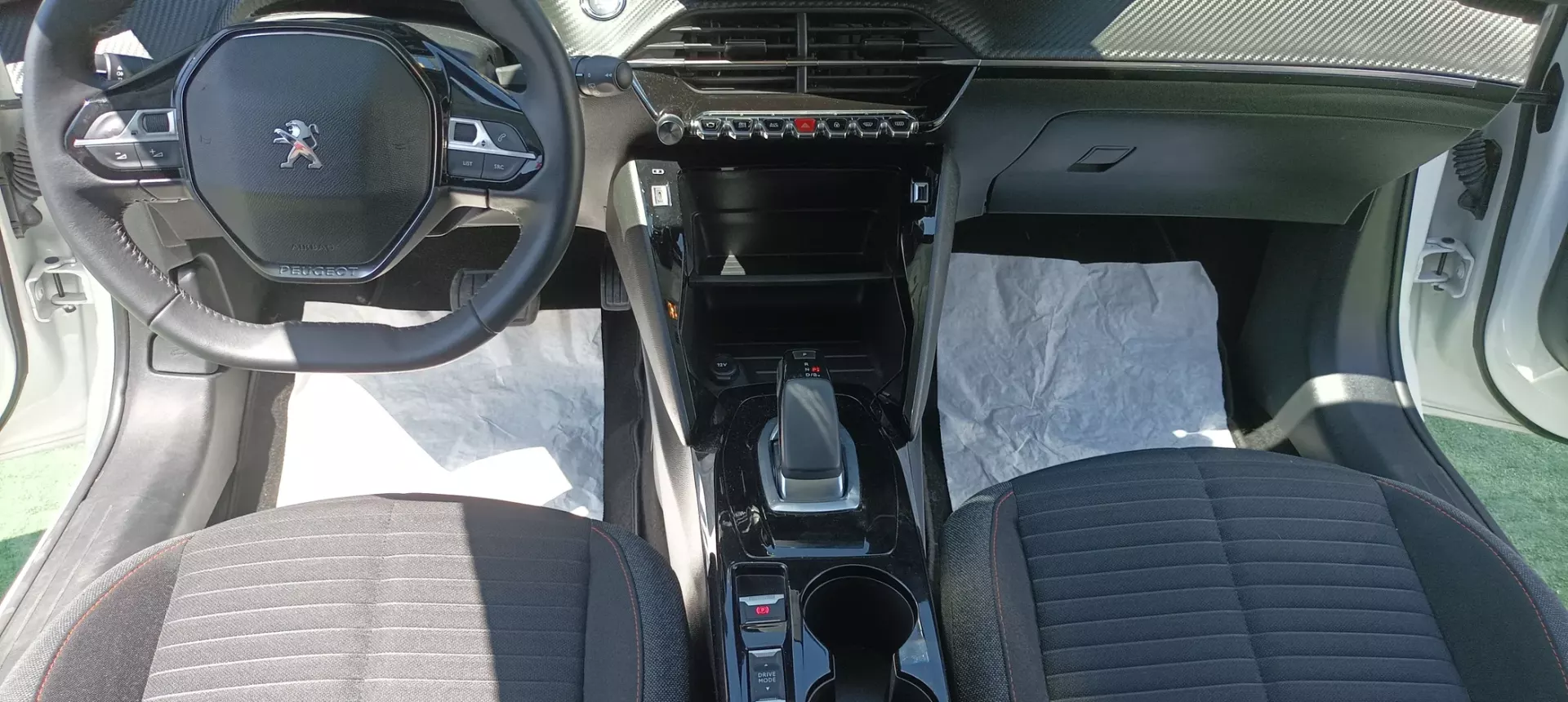 Peugeot e-208 50 KWh Active Pack 16