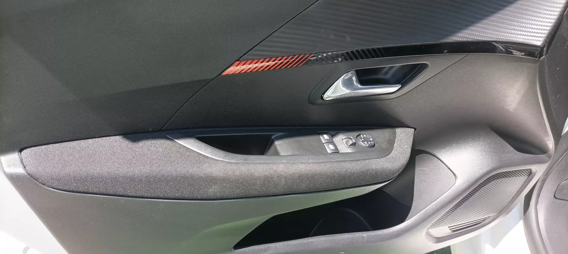 Peugeot e-208 50 KWh Active Pack 21