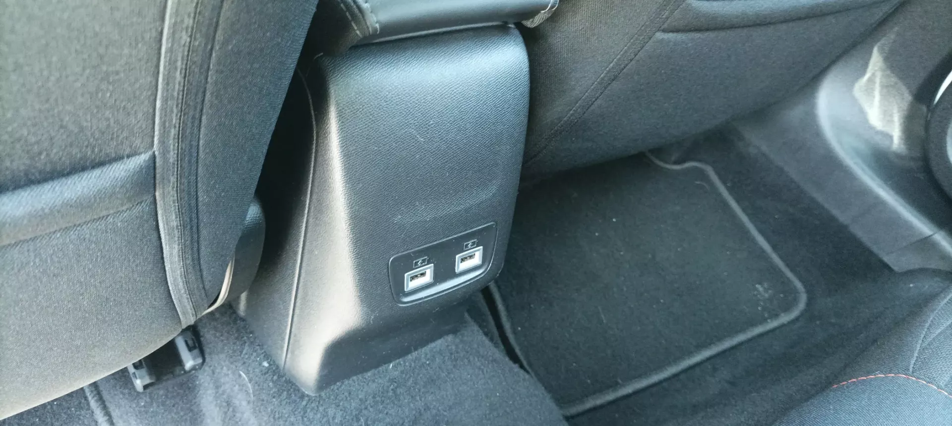 Peugeot e-208 50 KWh Active Pack 23