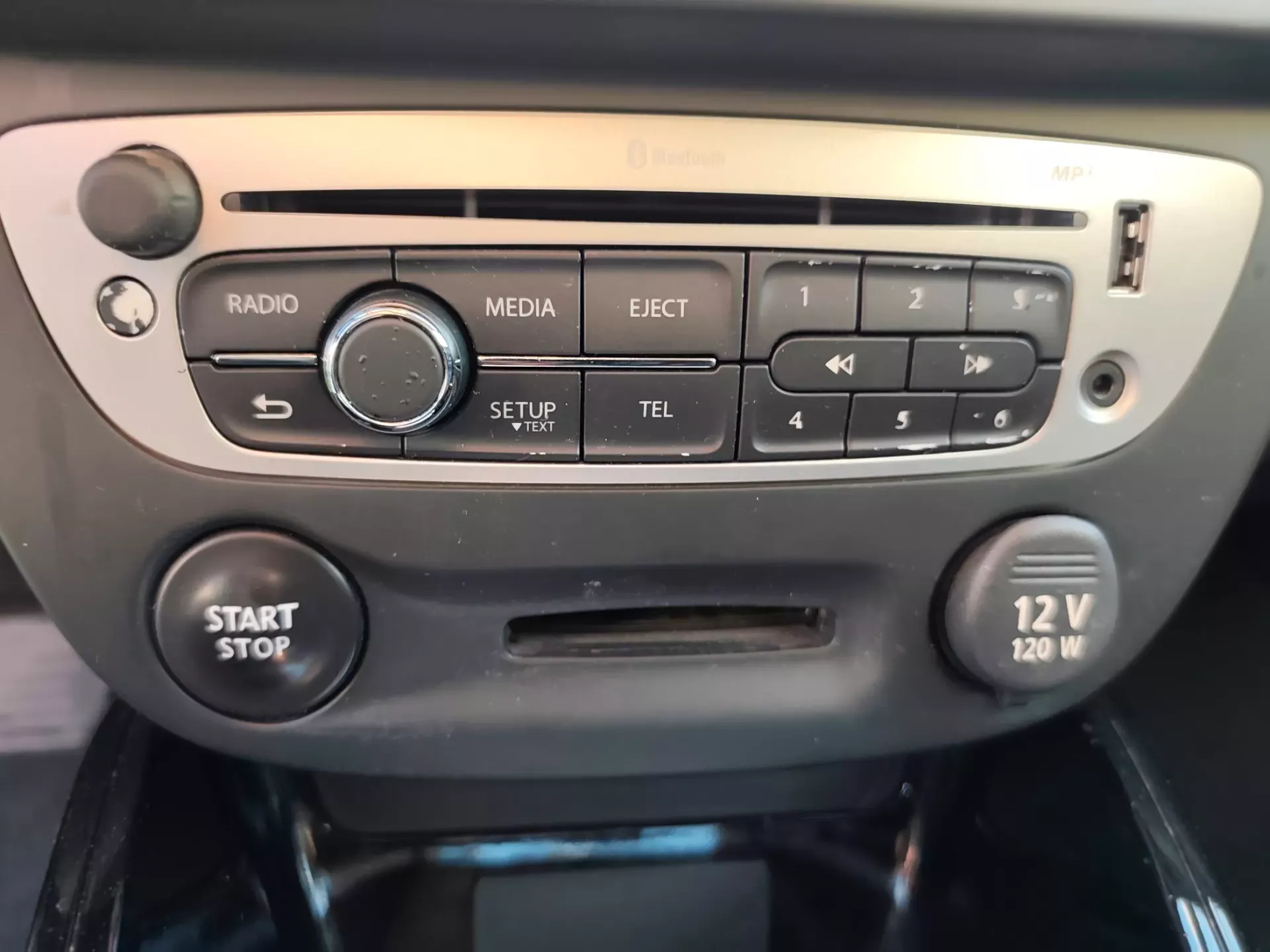 Renault Mégane Coupe 1.5 dCi Bose Edition EDC 22