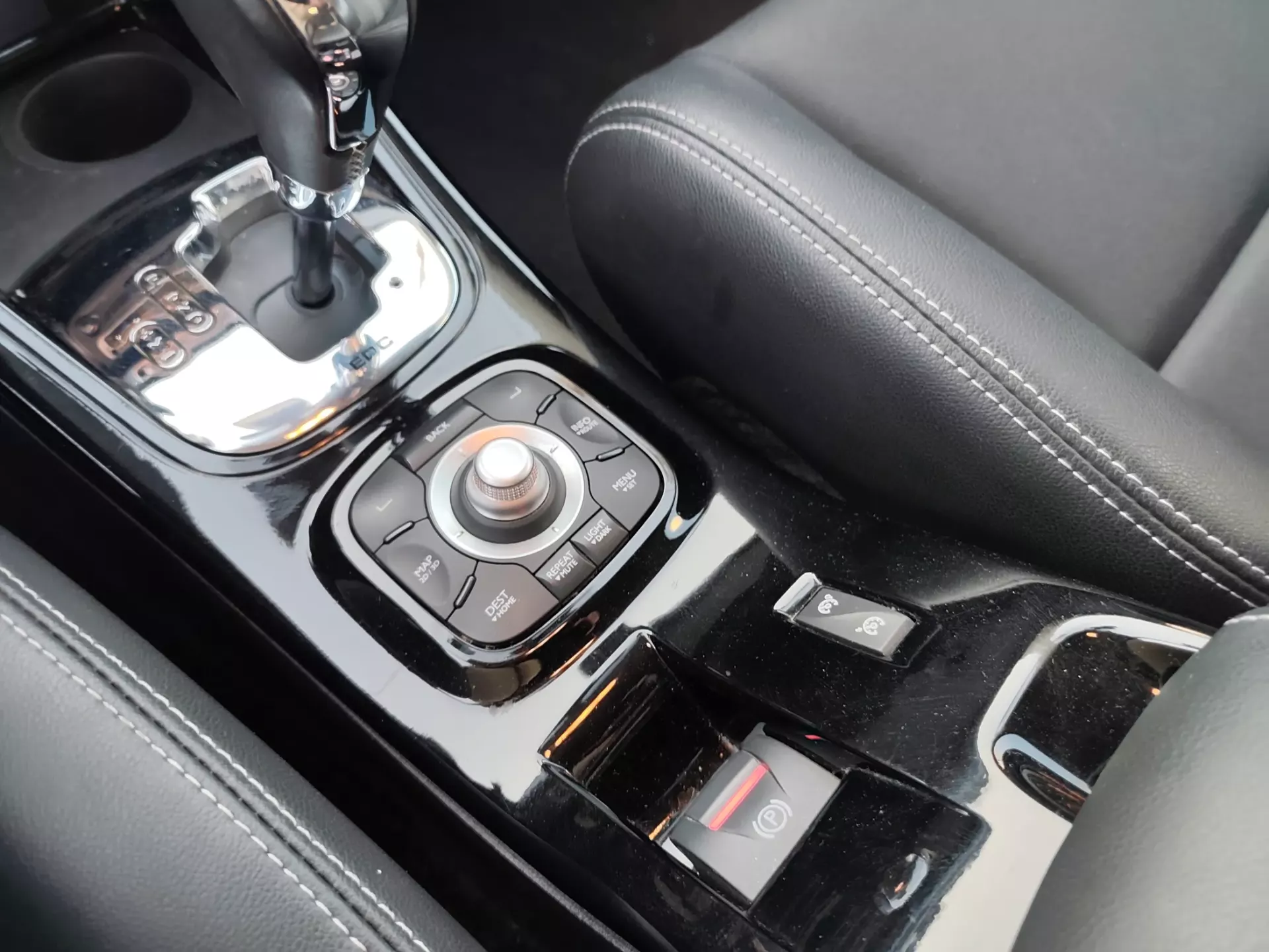 Renault Mégane Coupe 1.5 dCi Bose Edition EDC 23