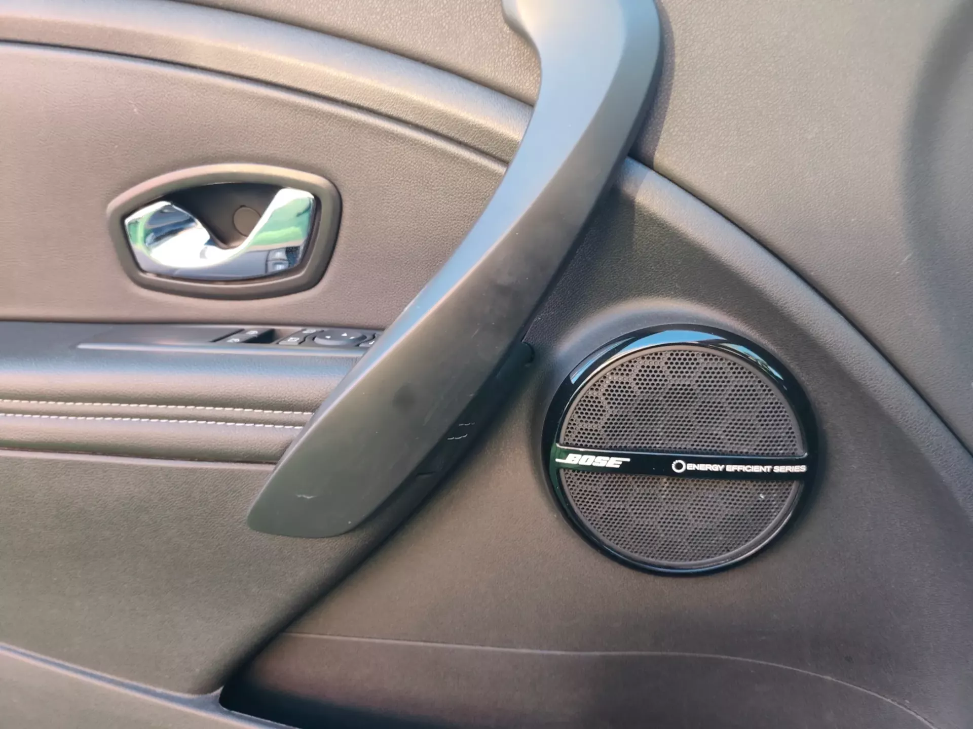 Renault Mégane Coupe 1.5 dCi Bose Edition EDC 32