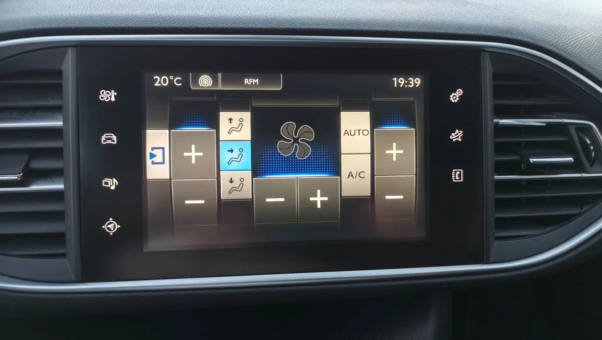 Peugeot 308 SW 1.6 BlueHDi Active 20