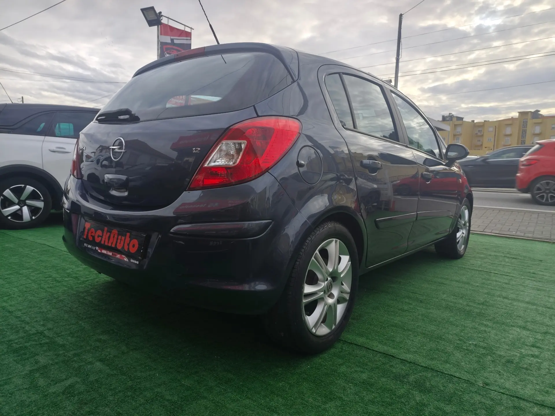 Opel Corsa 1.2 Cosmo 7